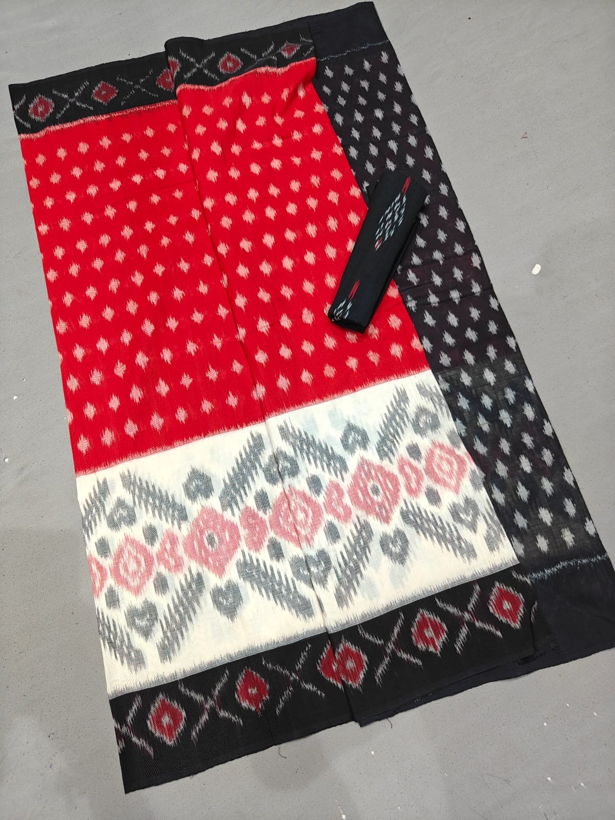Cotton Saree - PGMRY23-ICTSCZDDC-44