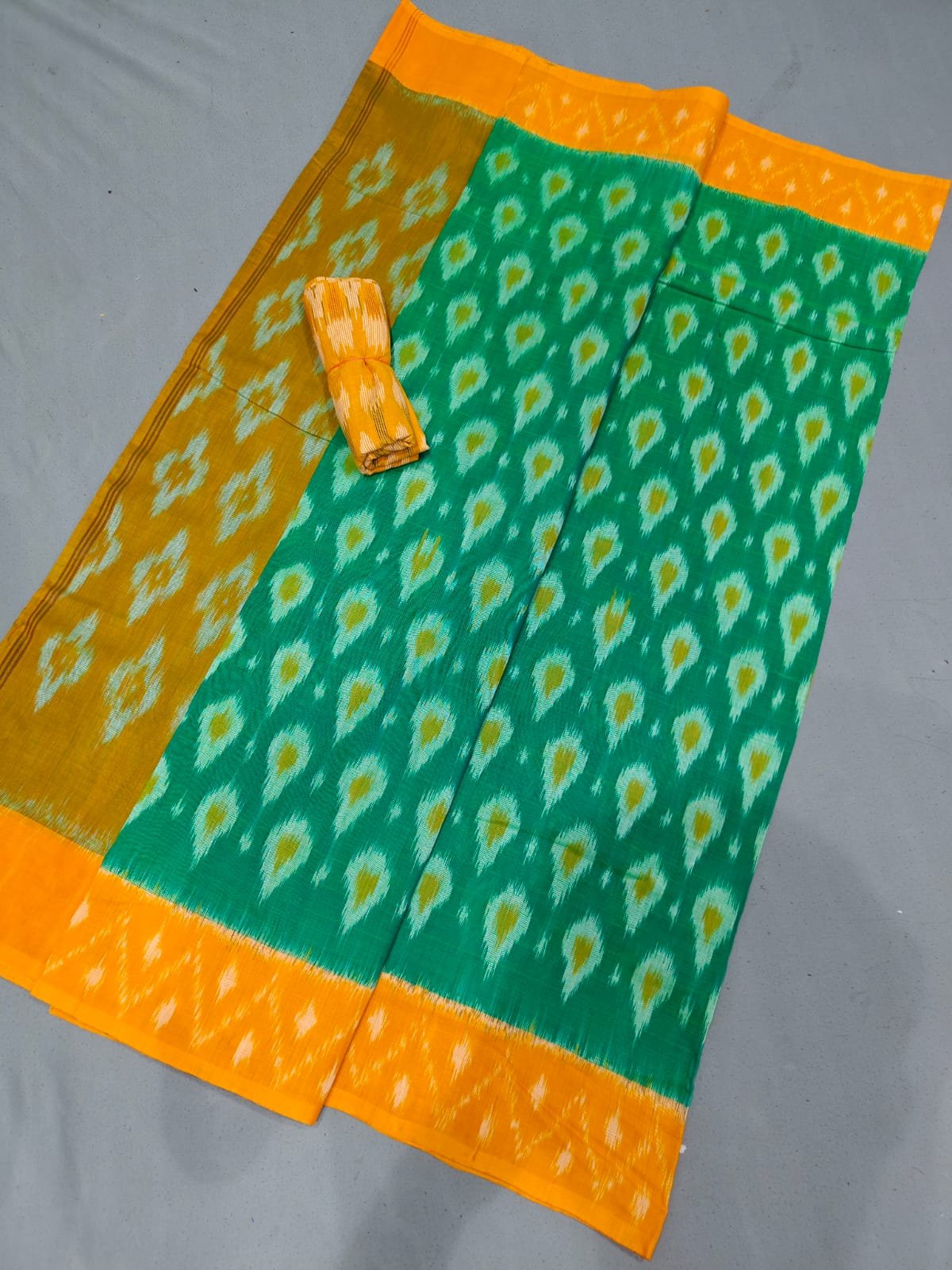 Cotton Saree - PGMRY29-ICTSDZDCD-22