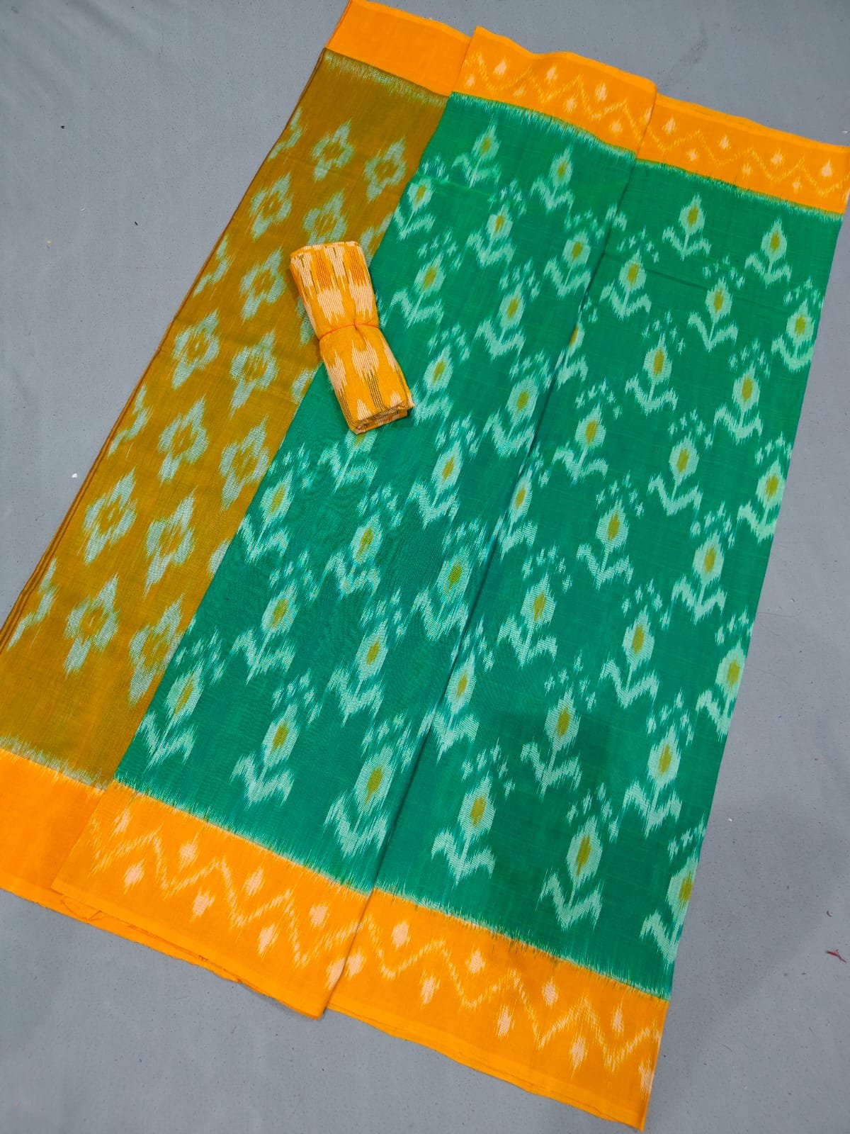 Cotton Saree - PGMRY29-ICTSDZDCD-23