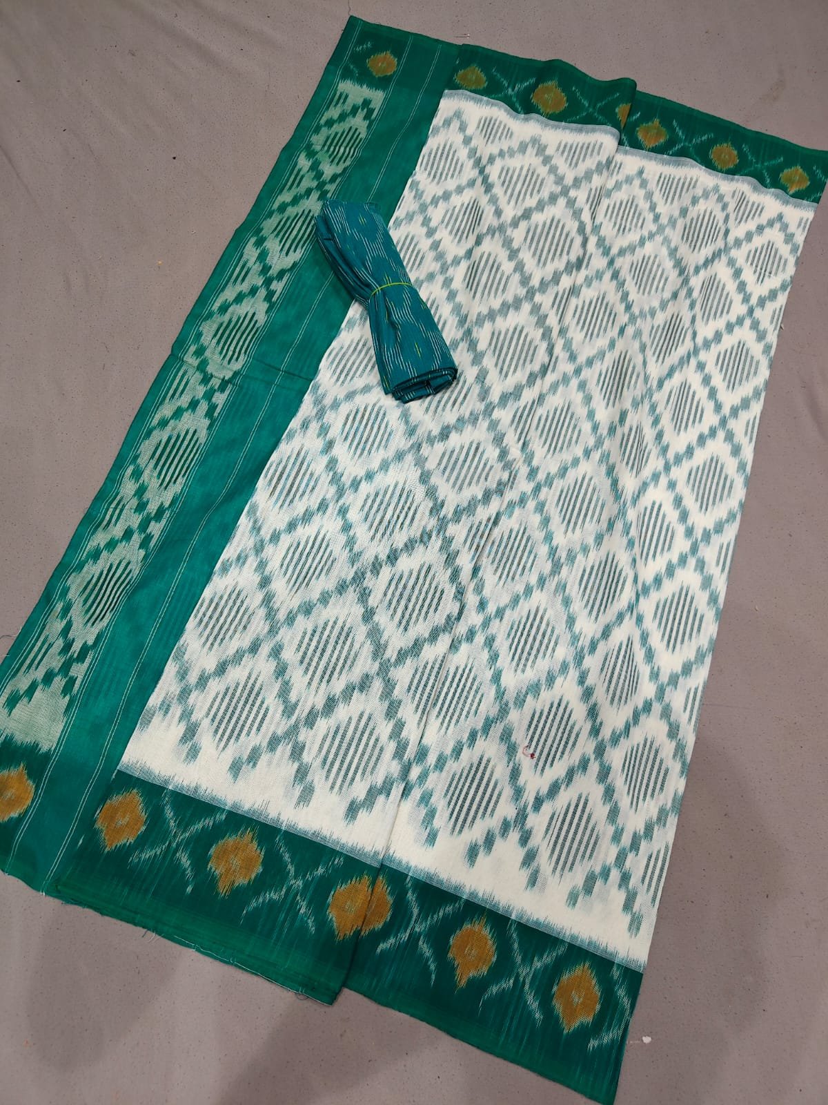 Cotton Saree - PGMRY29-ICTSDZDCD-31