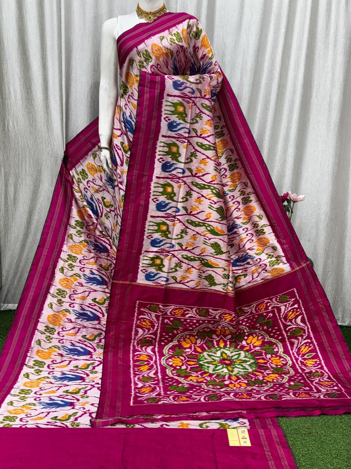 Designer Ikat - PASKG25-IDSSIZECC-01