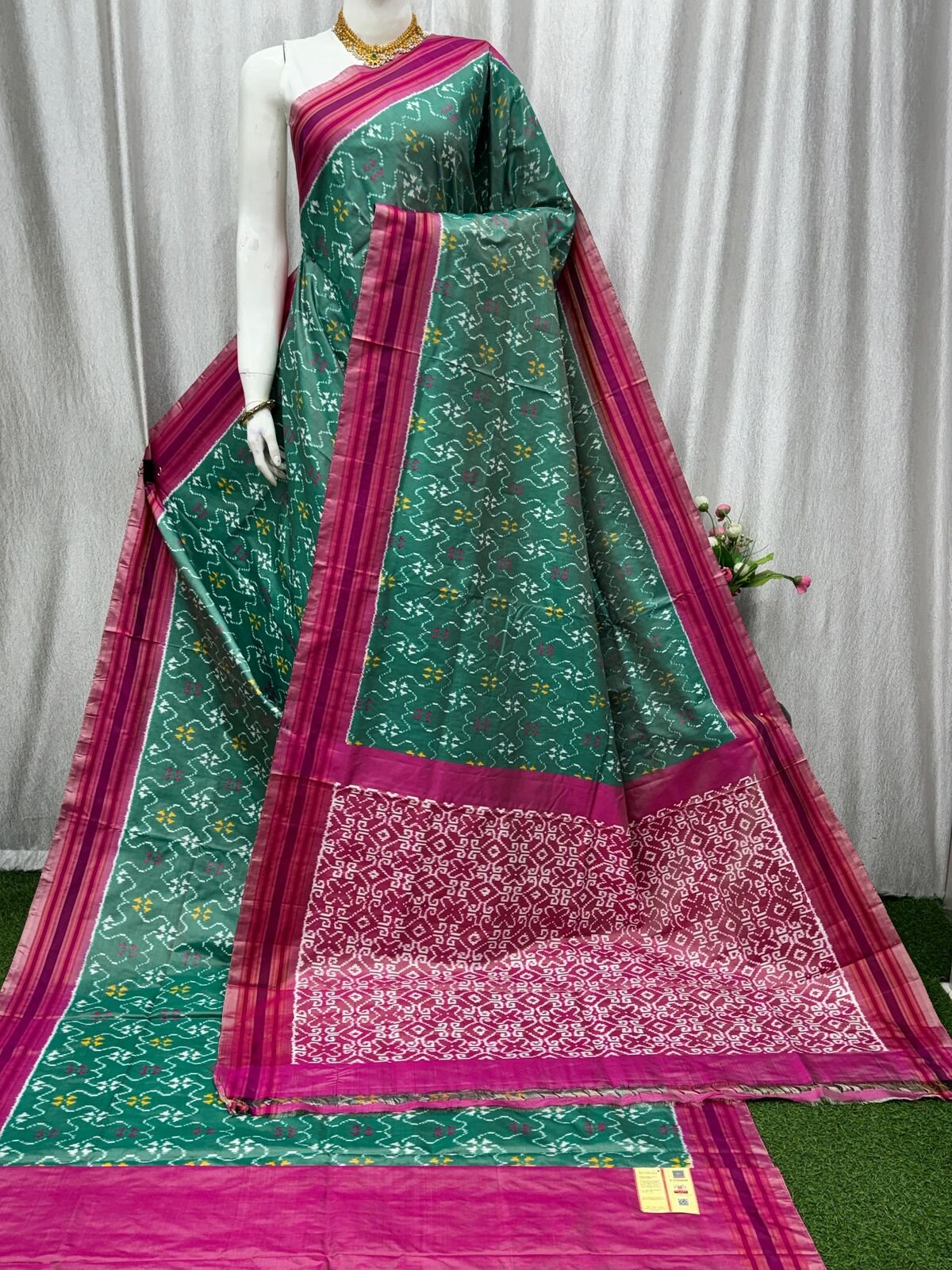 Designer Ikat - PASKL17-IDSSDNECD-08