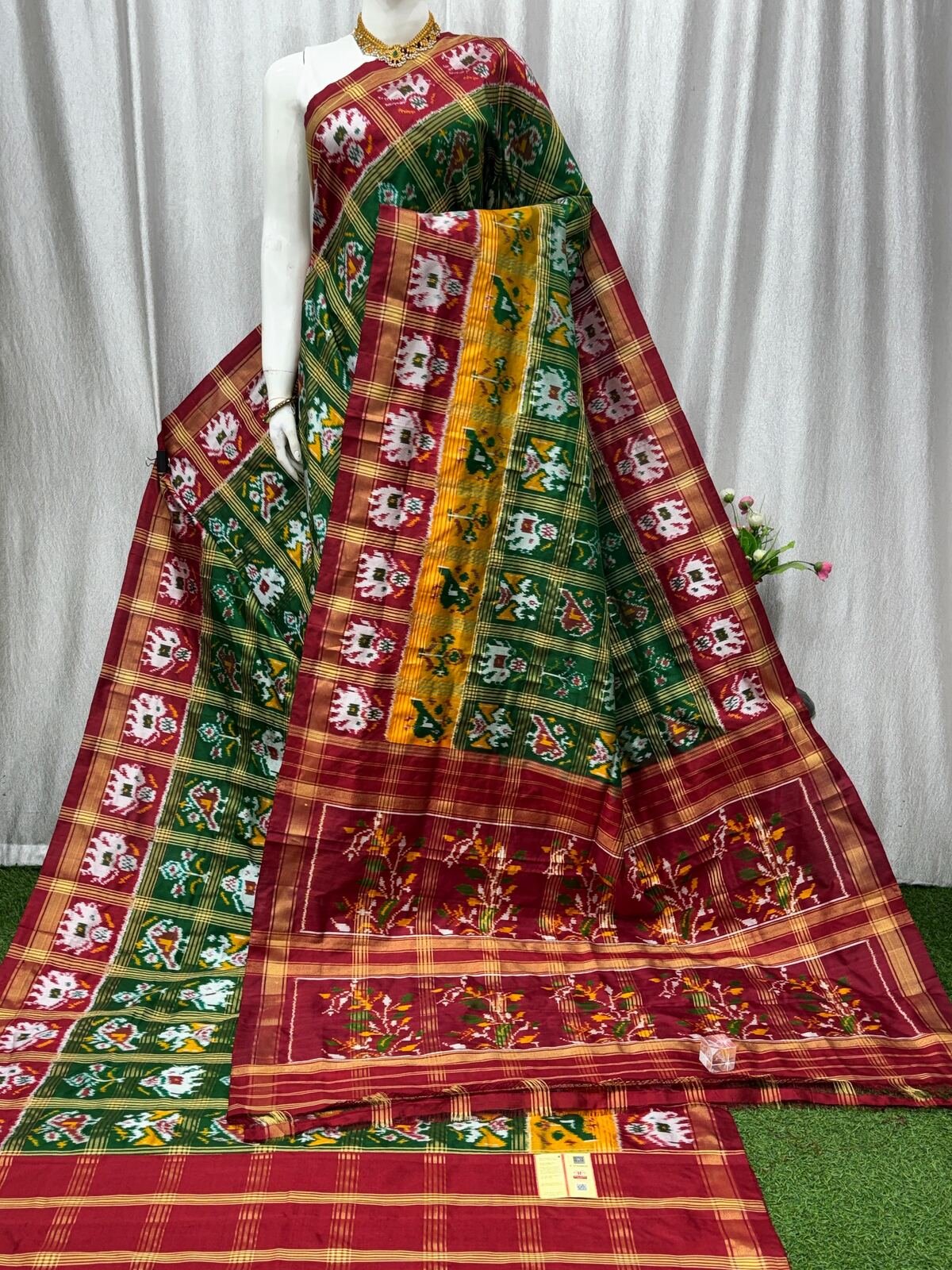 Designer Ikat - PASKL21-IDSSIIIDD-04