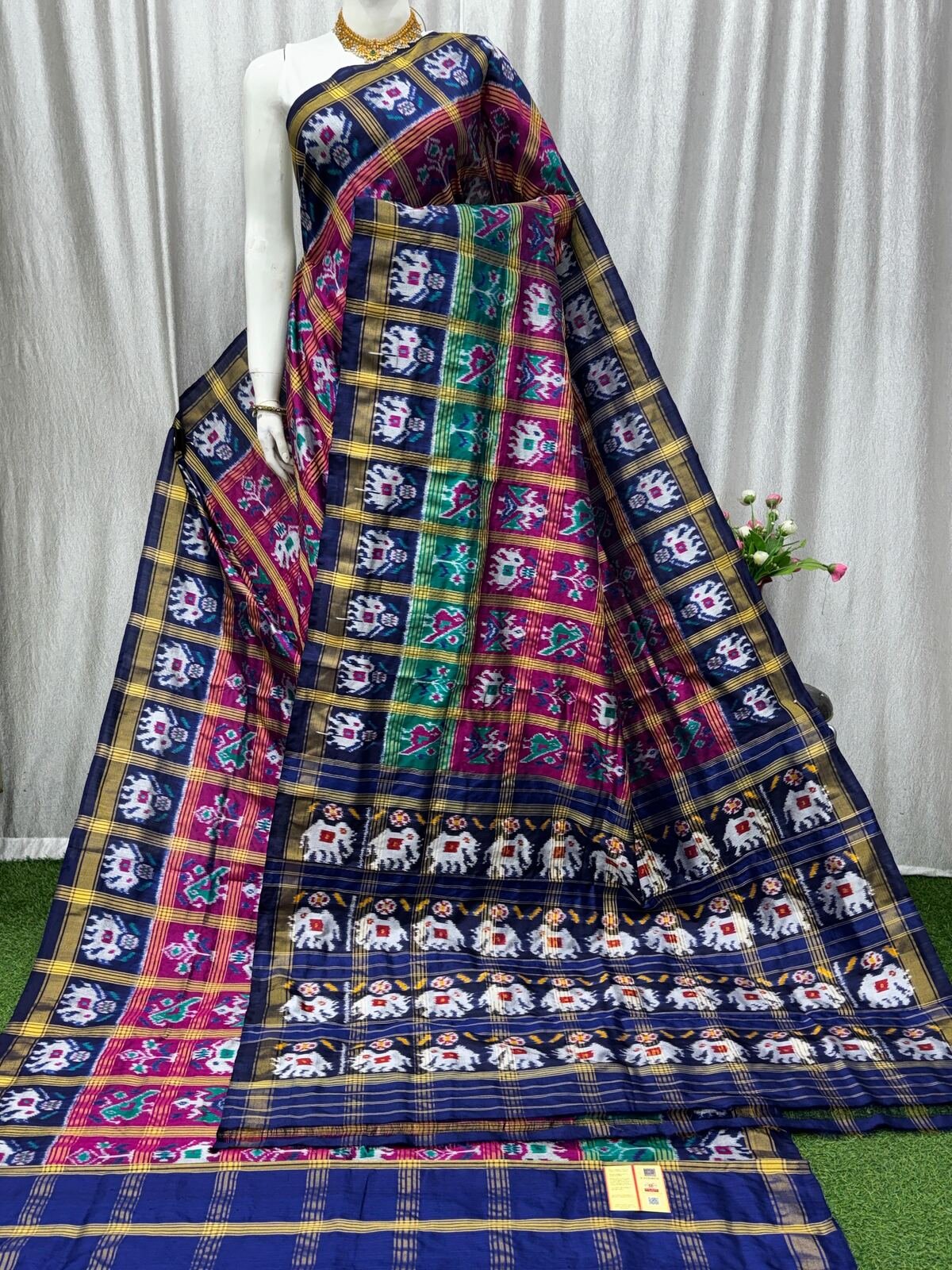 Designer Ikat - PASKL21-IDSSIIIDD-05