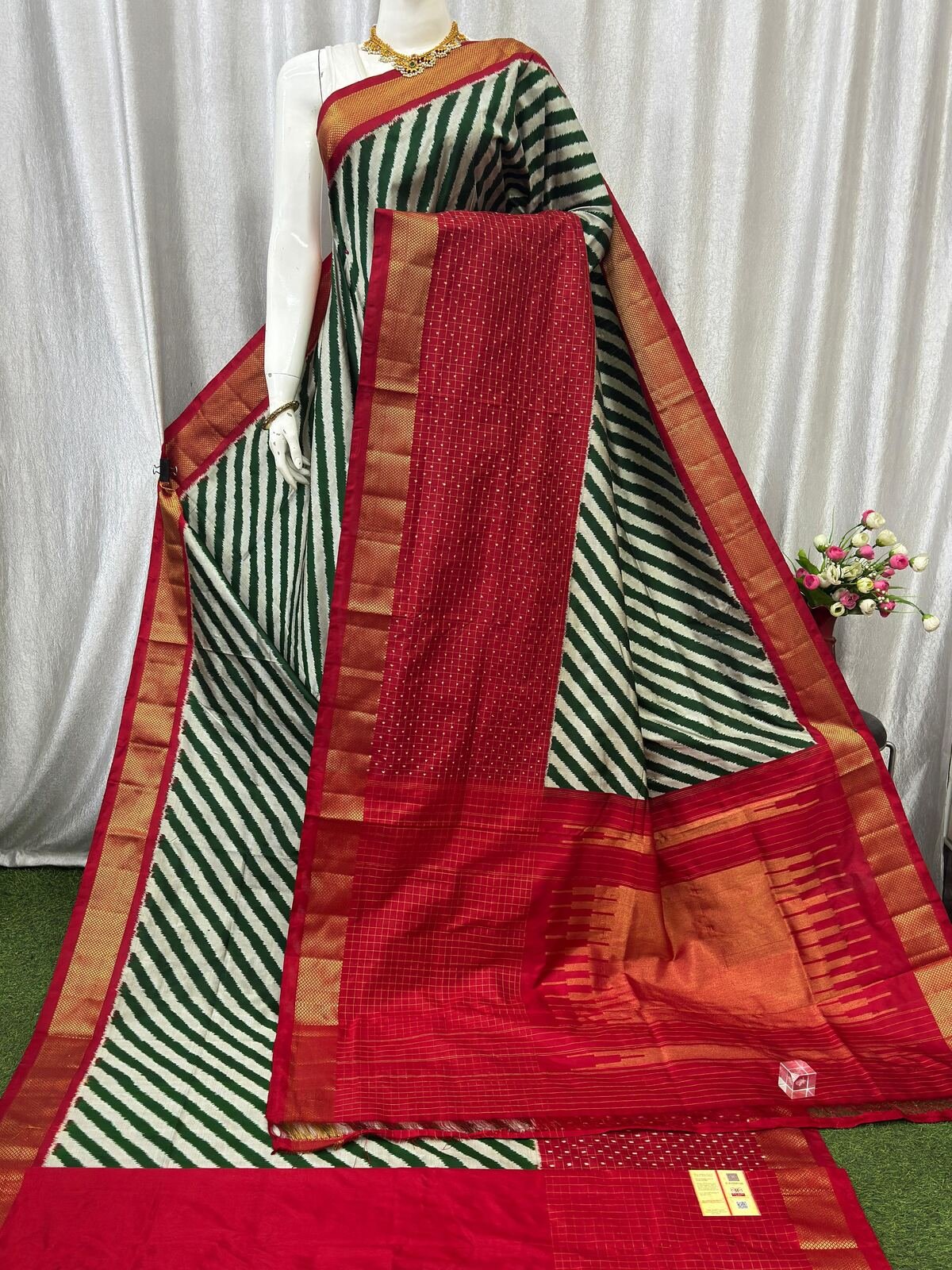 Designer Ikat - PASKN01-IDSSIISDC-13