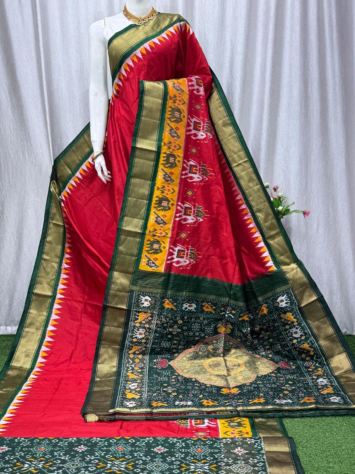 Designer Ikat - PASKO19-IDSSIEFDC-04
