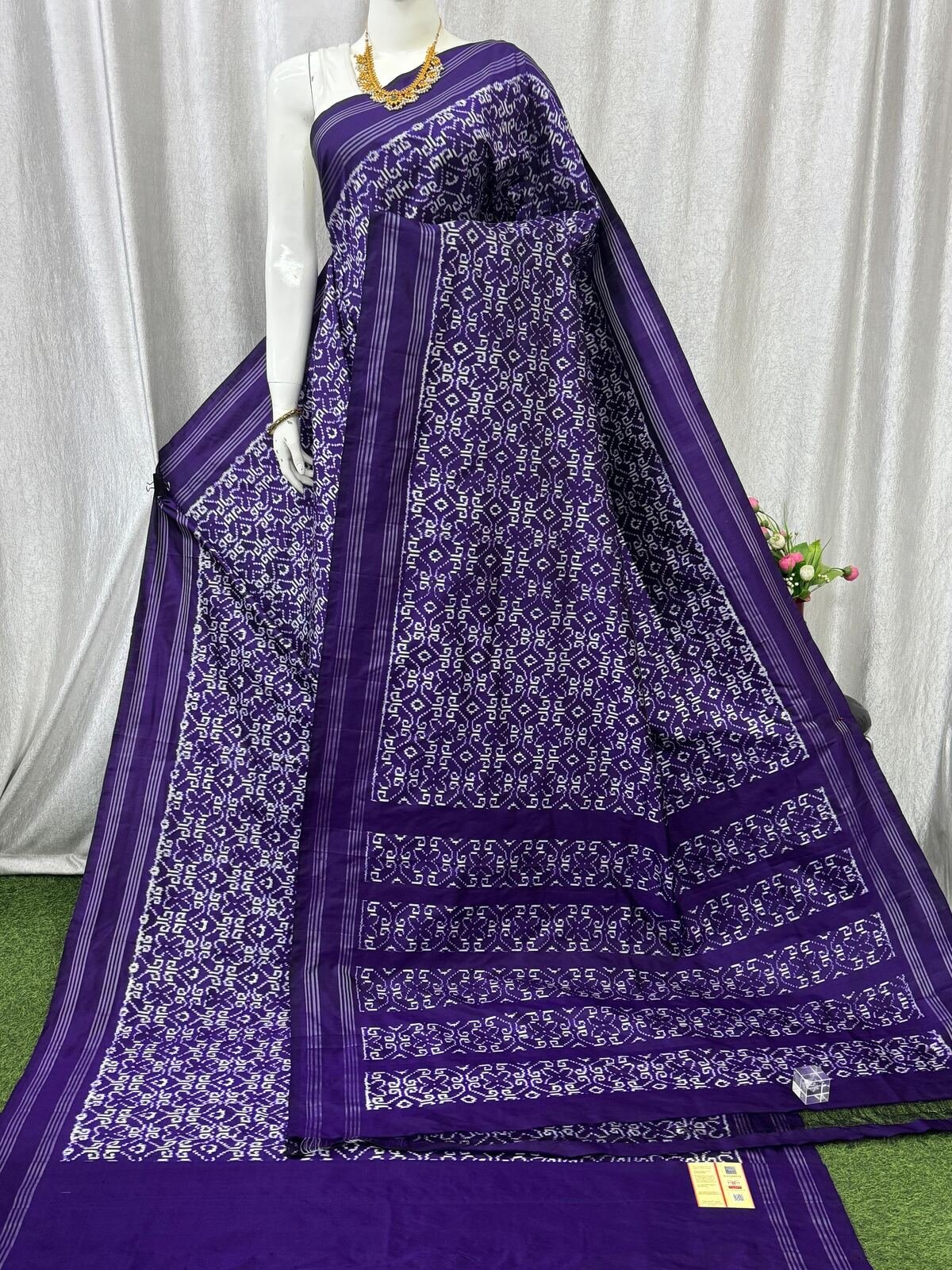 Designer Ikat - PASKY23-IDSSCNECD-02