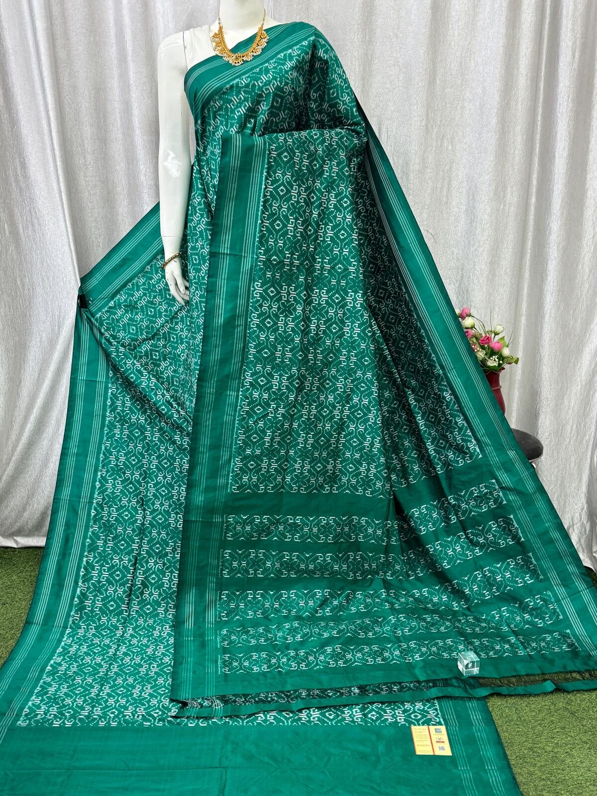 Designer Ikat - PASKY23-IDSSCNECD-03