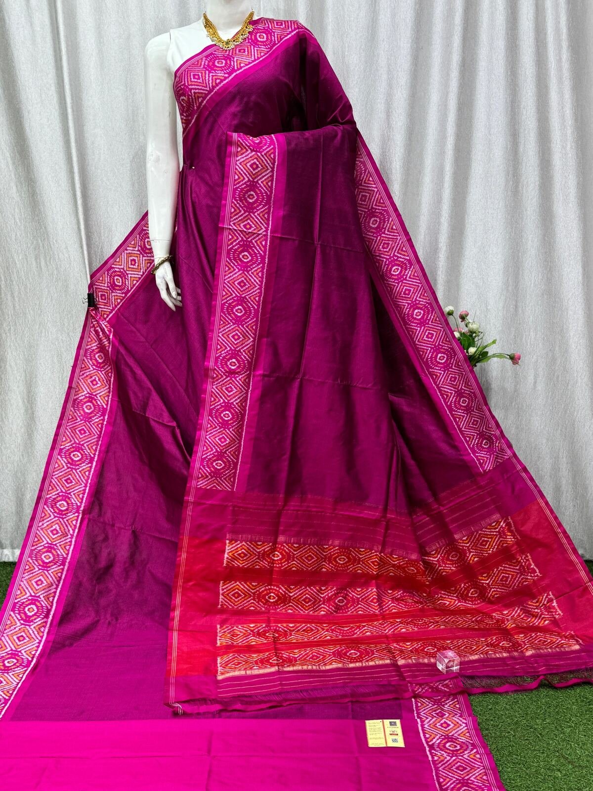 Designer Ikat - PASKY23-IDSSCNECD-15
