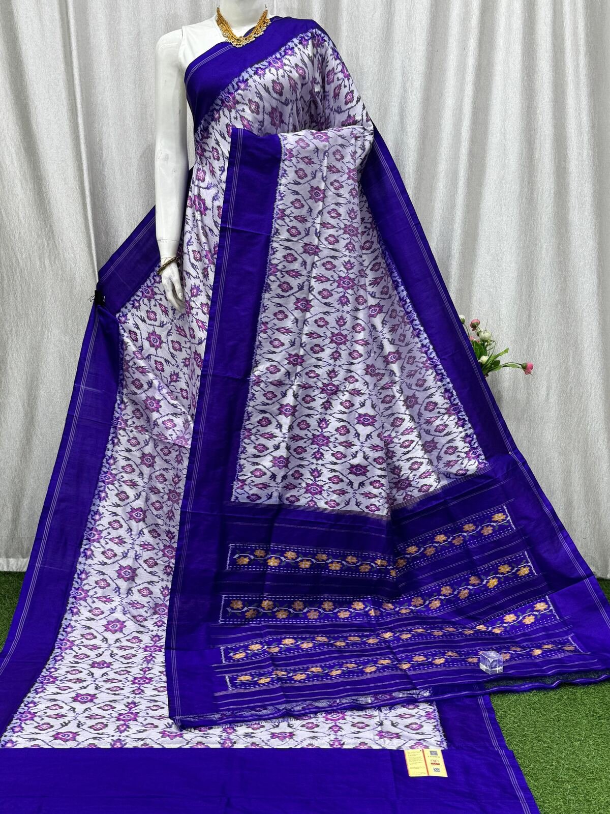 Designer Ikat - PASKY23-IDSSCNECD-20