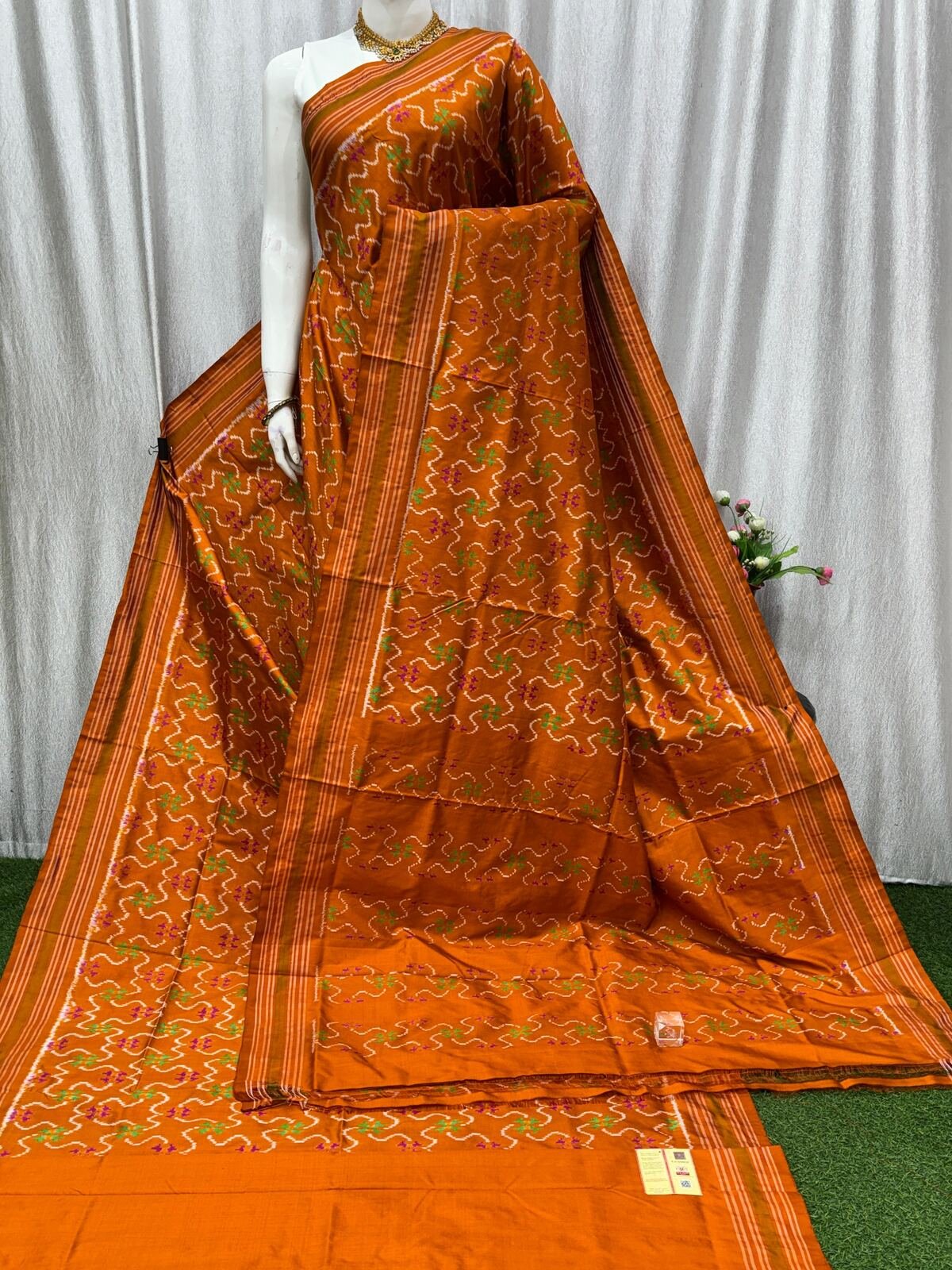 Designer Ikat - PASKY23-IDSSCNECD-23