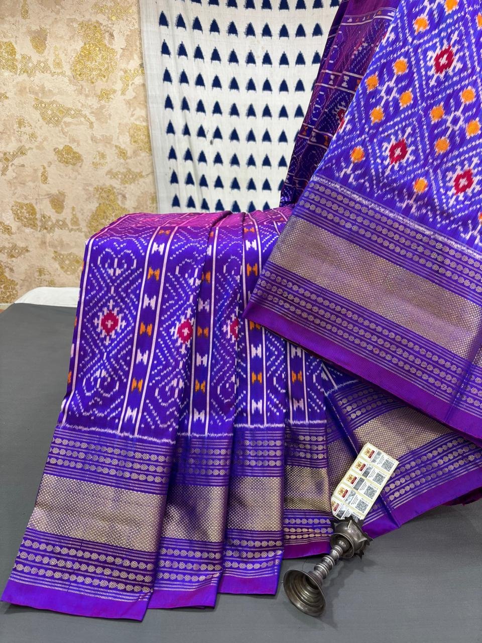 Designer Ikat - PRMHY18-IDSSDNTCD-06