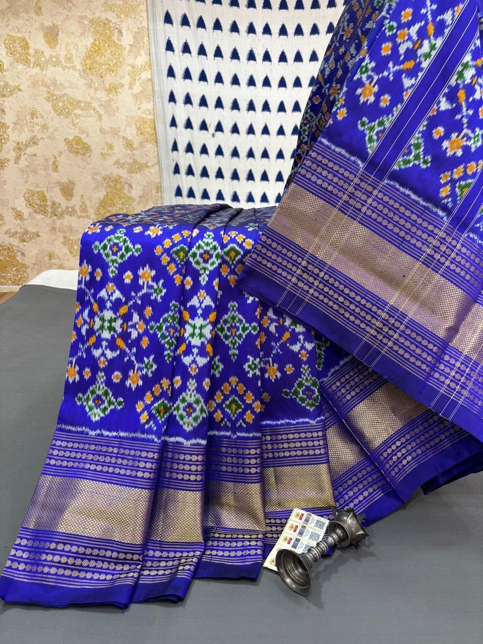 Designer Ikat - PRMHY18-IDSSDNTCD-10