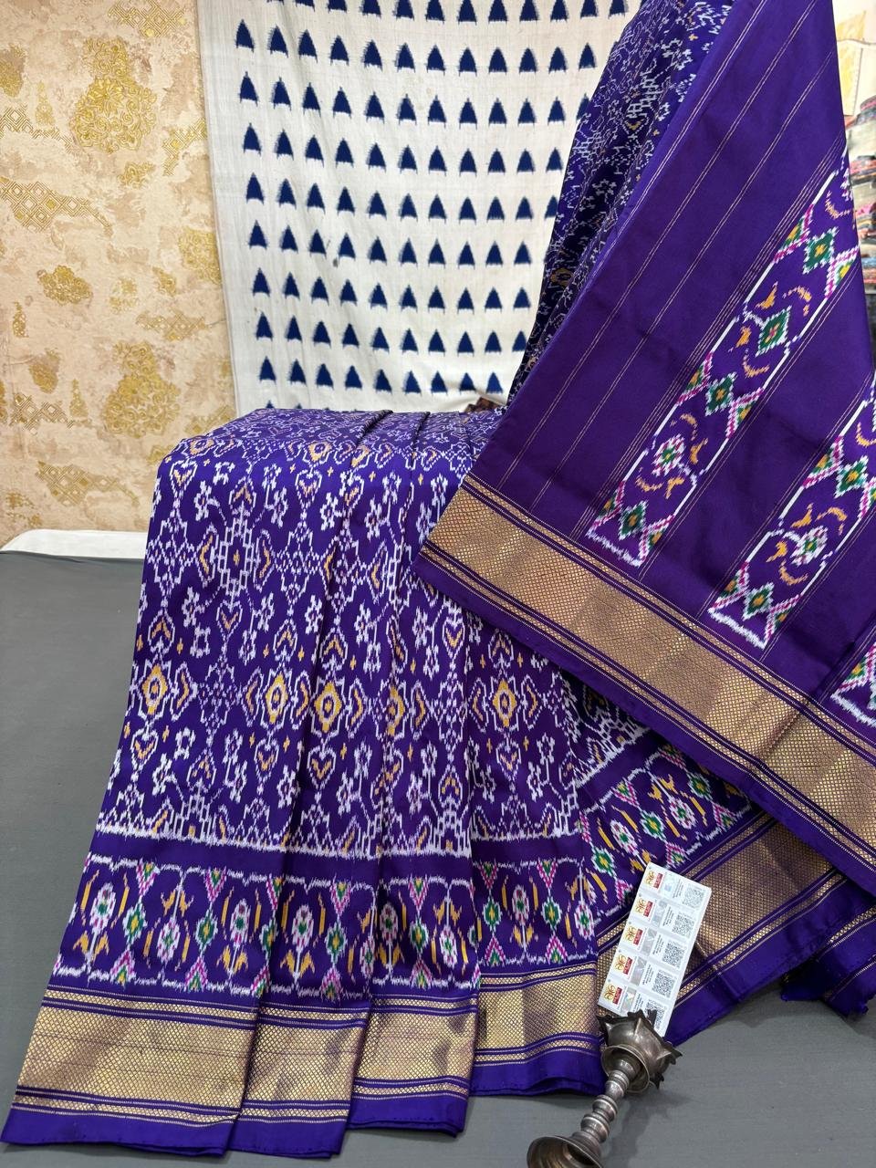 Designer Ikat - PRMHY18-IDSSDNTCD-21