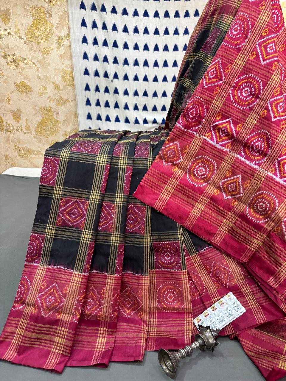 Designer Ikat - PRMHY18-IDSSDNTCD-24