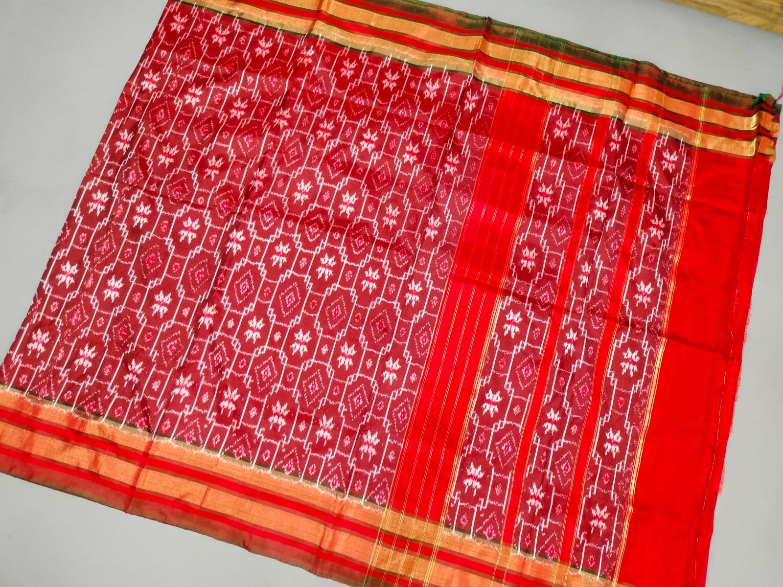 Designer Ikat - PSIHG26-IDSSCBCDC-03