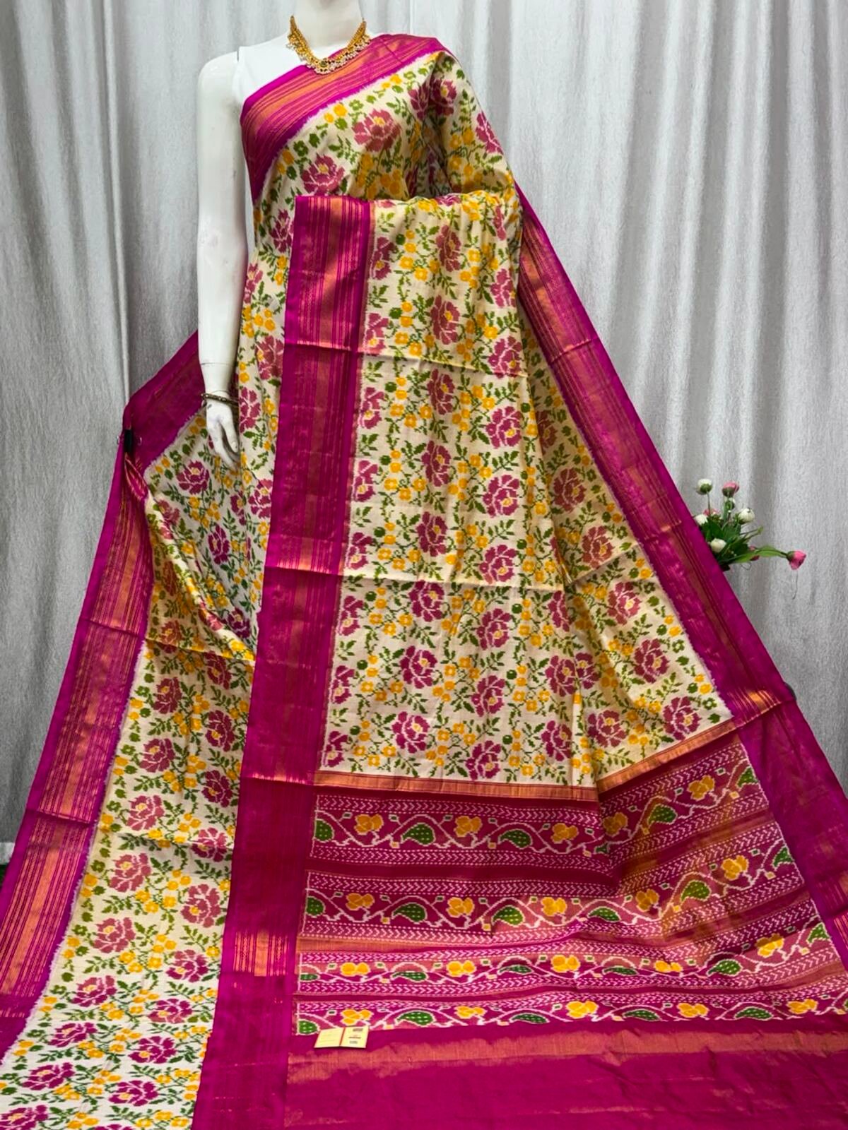 Full Tissue Ikat - PASKL25-FTISIZIDC-03