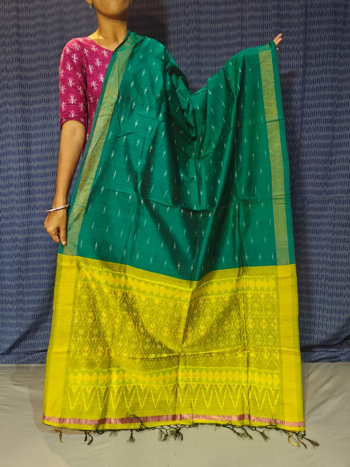 Ikat Dupatta - PGMRL04-ISCDDIXDC-09