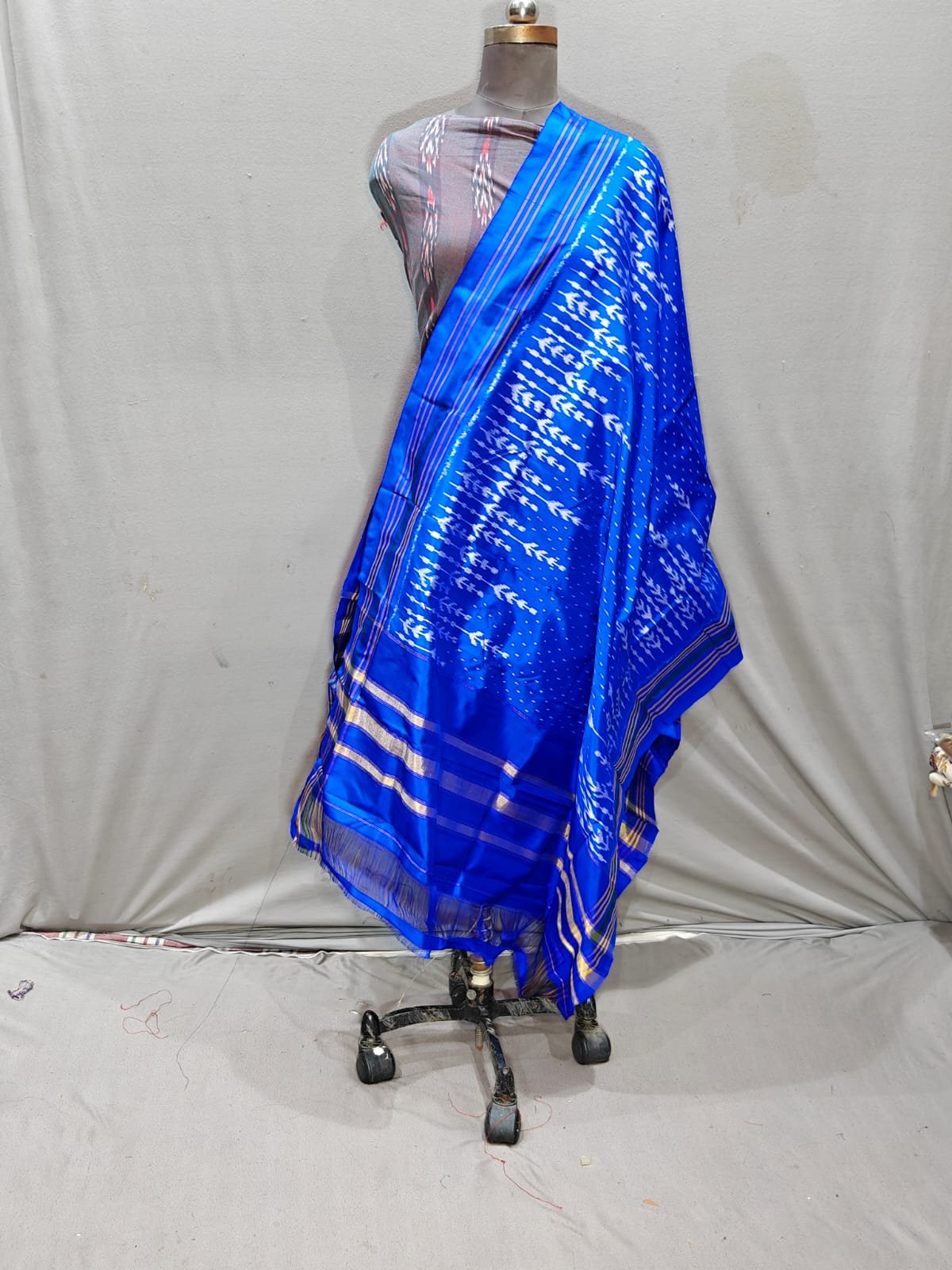 Ikat Dupatta - PGMRL26-ISDPCEZDC-08