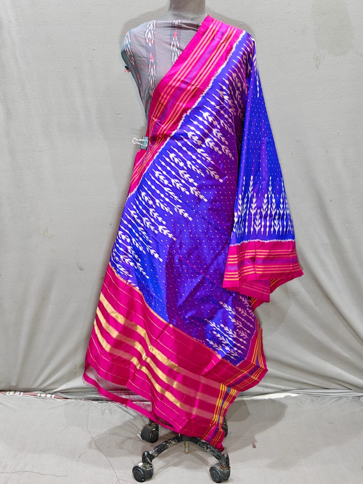 Ikat Dupatta - PGMRL26-ISDPCEZDC-35