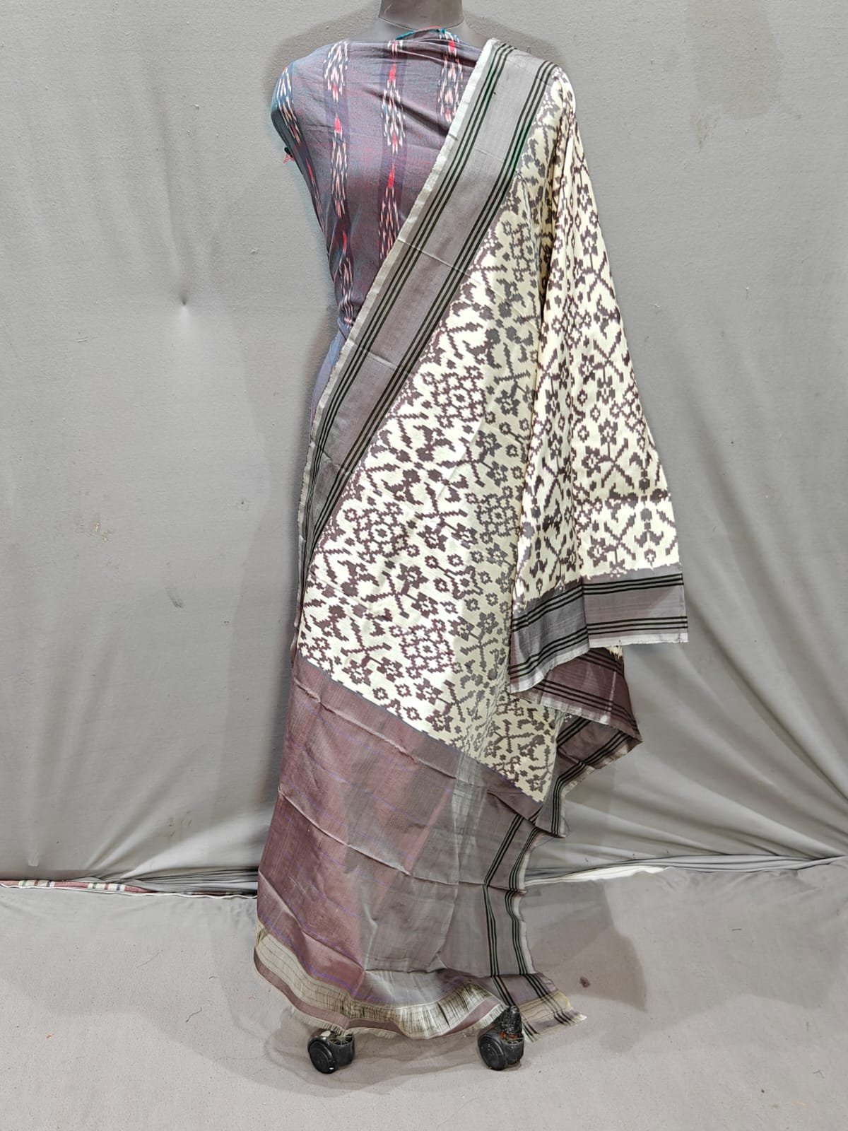 Ikat Dupatta - PGMRL26-ISDPCEZDC-37