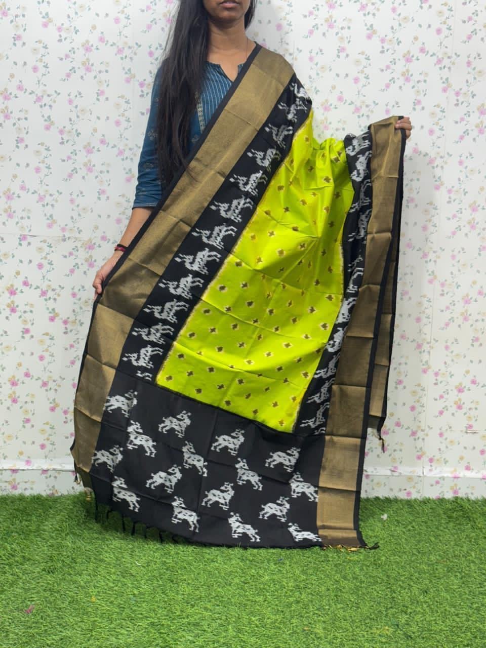Ikat Dupatta - PSDHL31-ISDPDEZDD-01