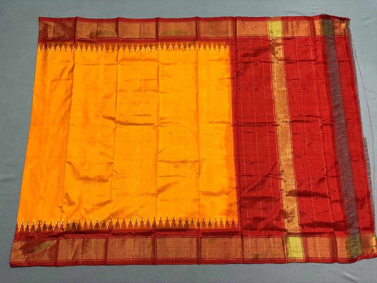Ikat Dupatta - PSSIL03-ISDPDEICD-11