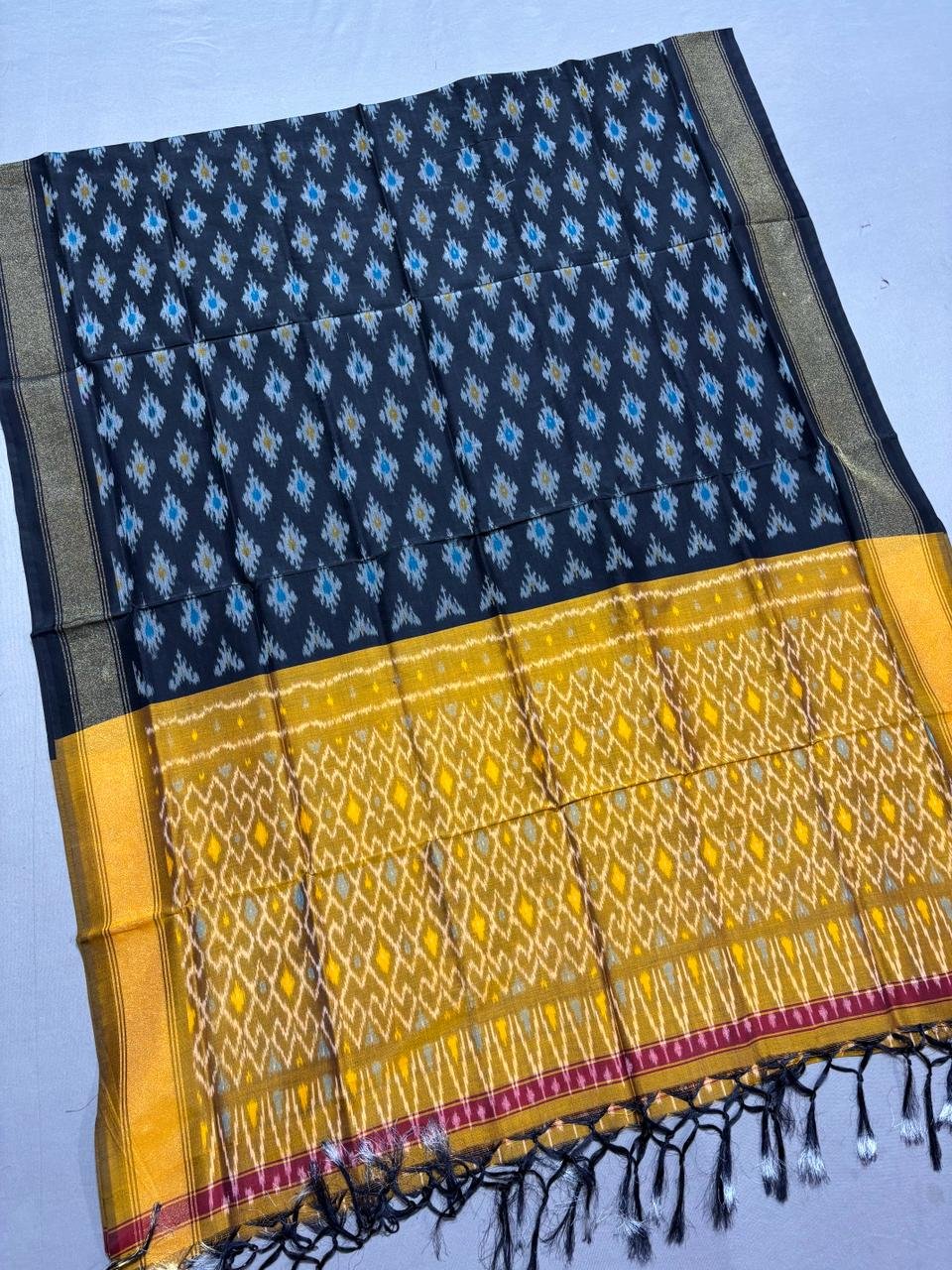 Ikat Dupatta - PSSIY25-ISCDCIBCC-08