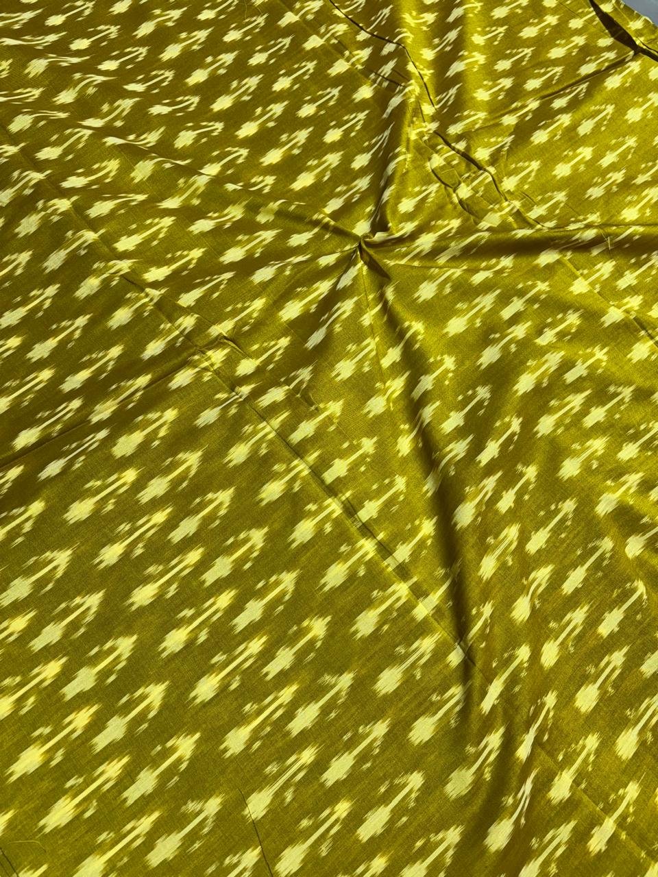 Ikat Fabric - PSSIS11-IMCFCCZBC-01