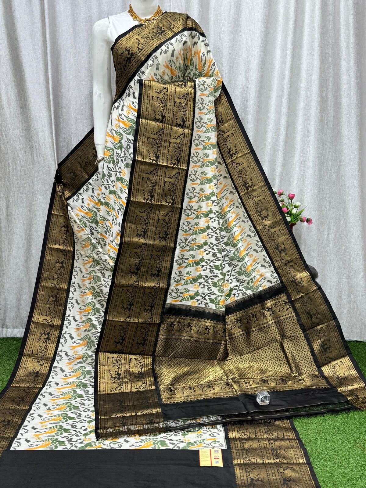 Kanchi Border Ikat - PASKG20-KBRPISECD-24