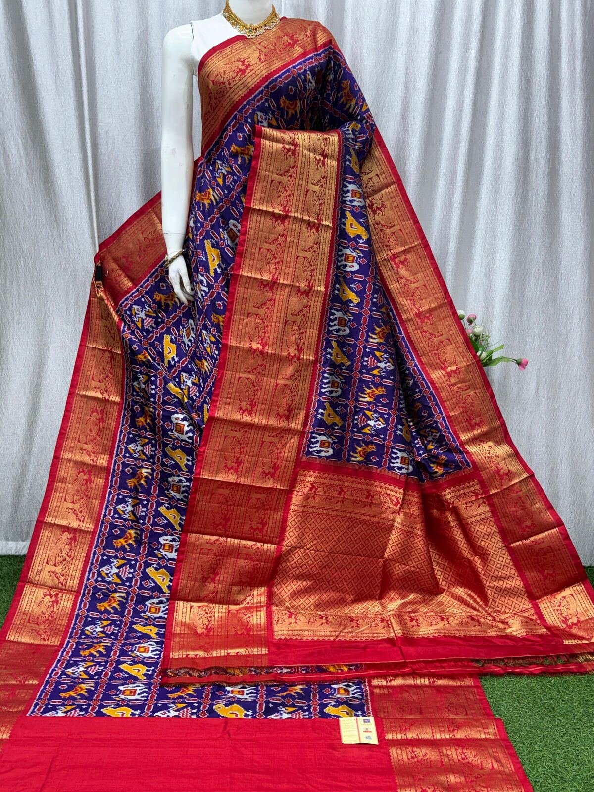 Kanchi Border Ikat - PASKL22-KBRPISEDC-01