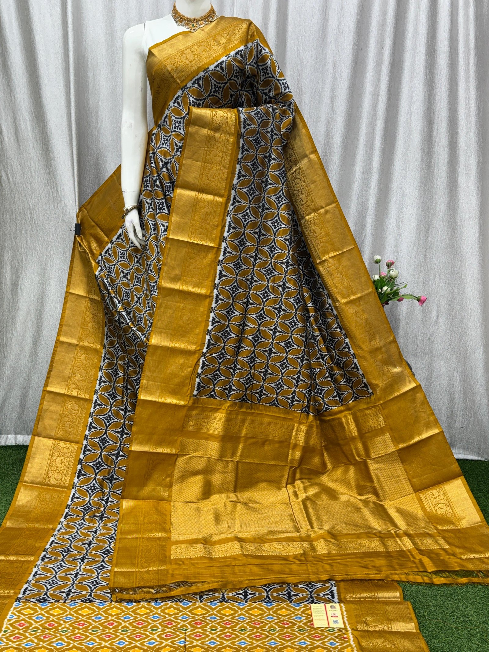 Kanchi Border Ikat - PASKN08-KBRPISEDC-21