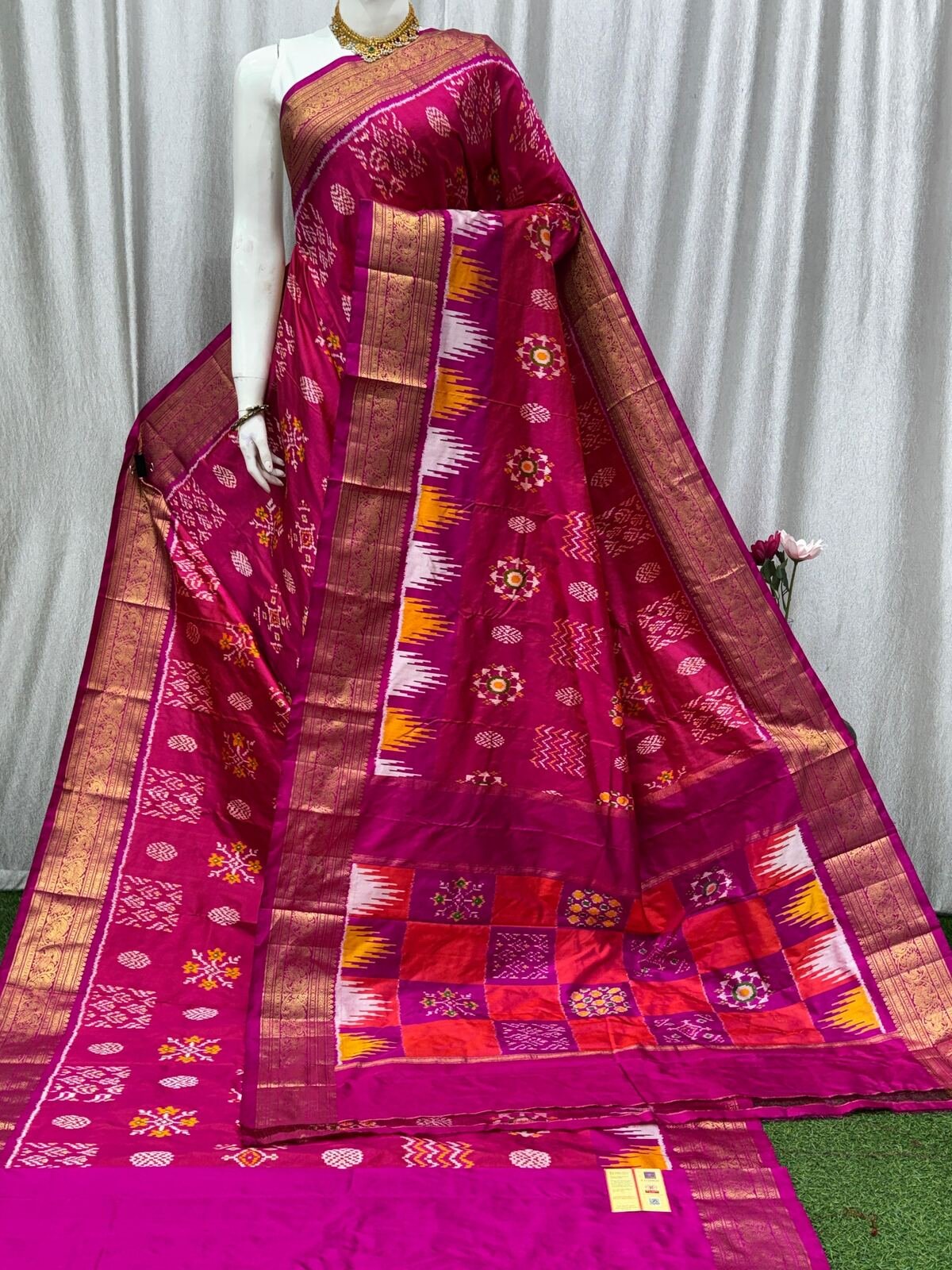 Kanchi Border Ikat - PASKN22-KBRPIFSDC-02