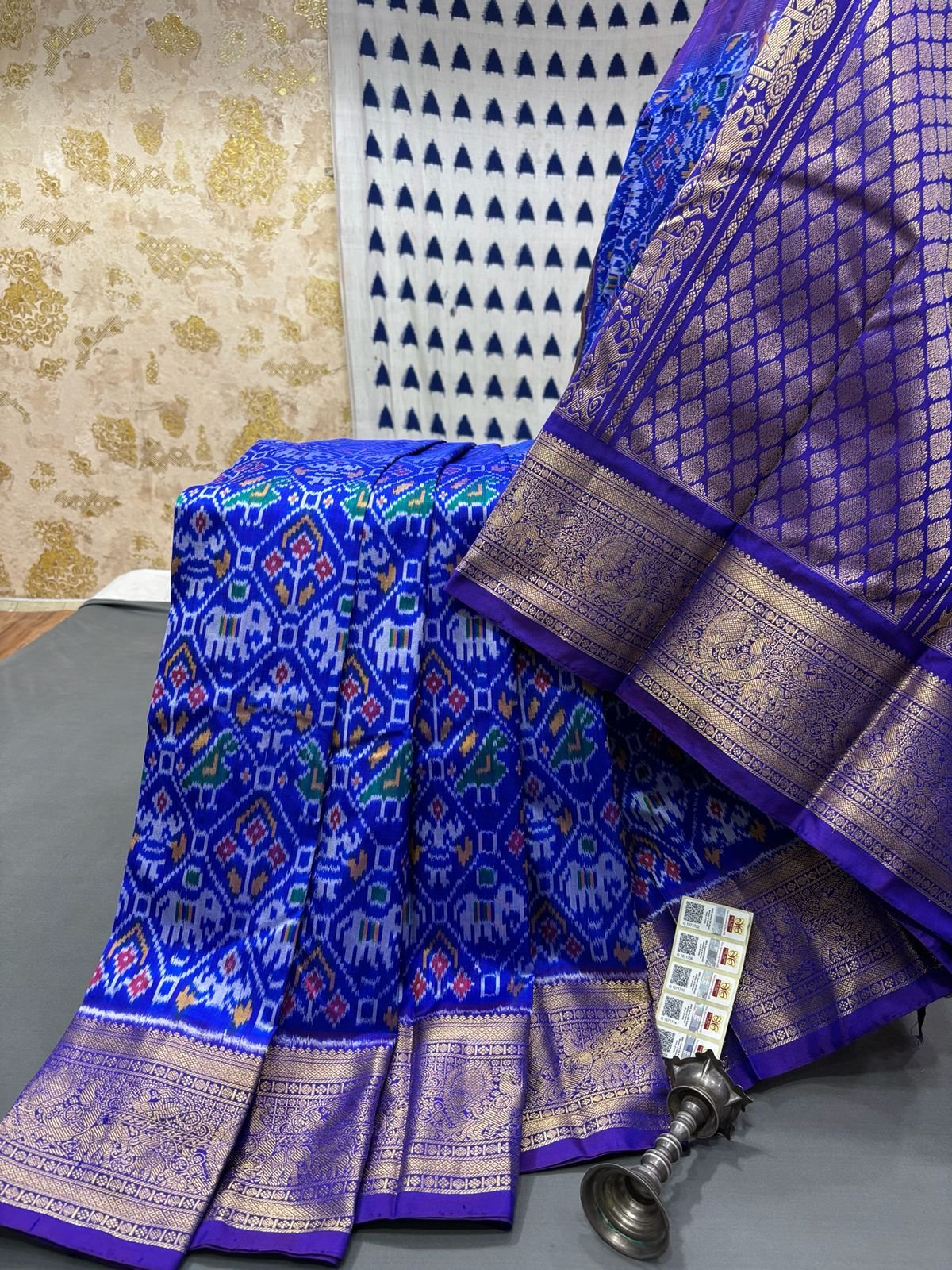 Kanchi Border Ikat - PRMHY24-KBRSIFSDC-15