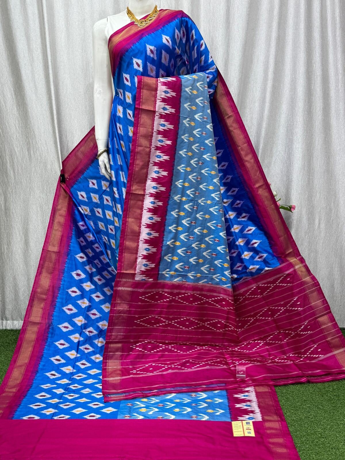 Lightweight Ikat Silk - PASKL30-LSWBCTDCD-03