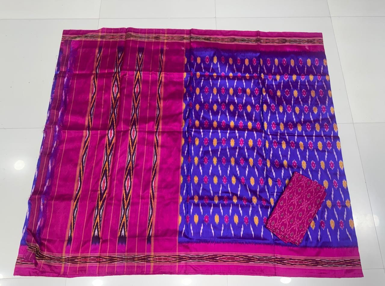 Lightweight Ikat Silk - PSDHO29-LSWBDXSDD-01