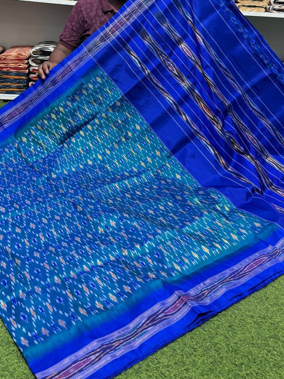 Lightweight Ikat Silk - PSRGL31-LSNBCSSDC-16