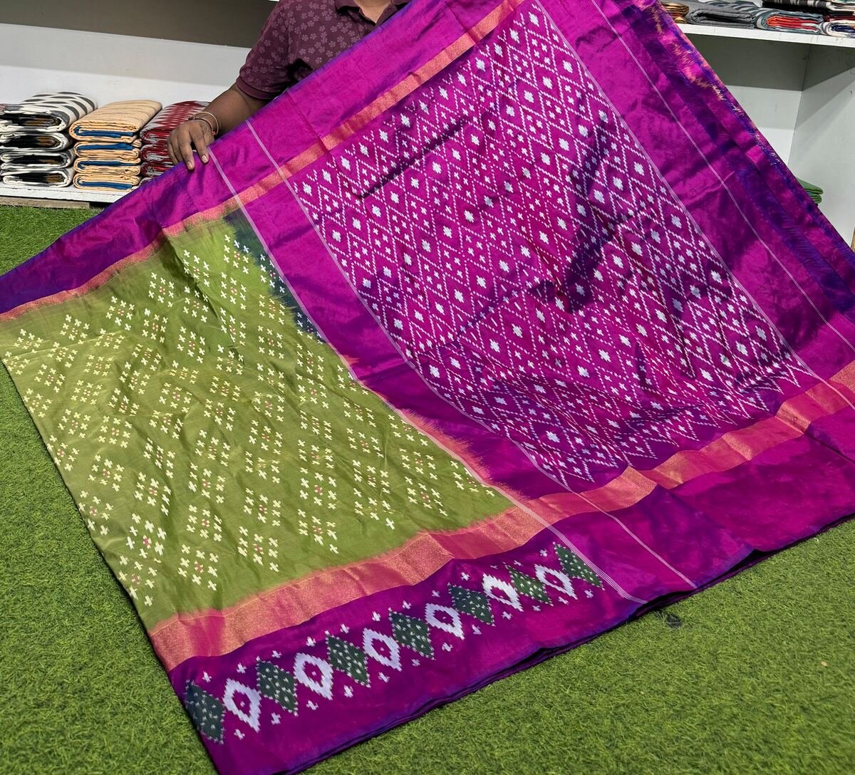 Lightweight Ikat Silk - PSRGN04-LSWBDTDDC-09