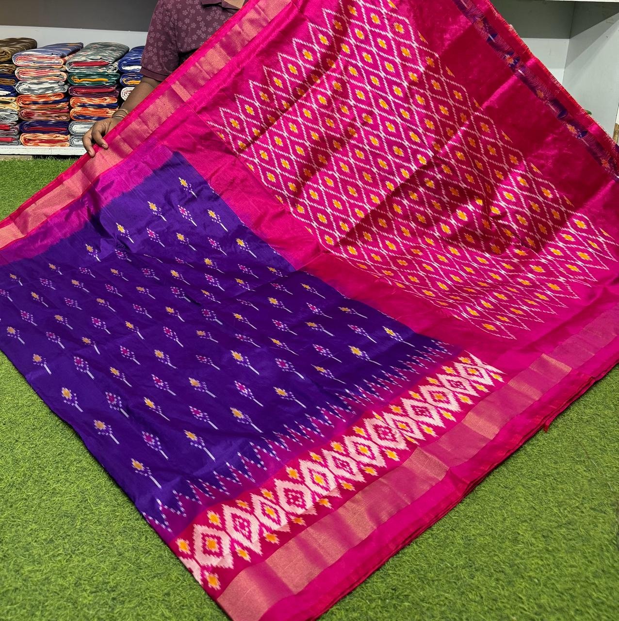 Lightweight Ikat Silk - PSRGN18-LSWBDTDDC-54