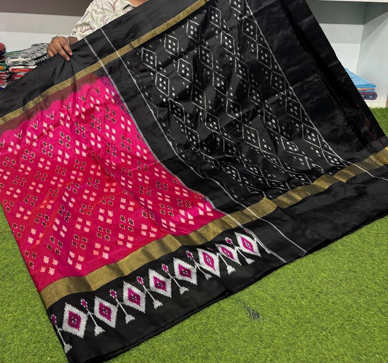 Lightweight Ikat Silk - PSRGO12-LSWBDTZCD-05