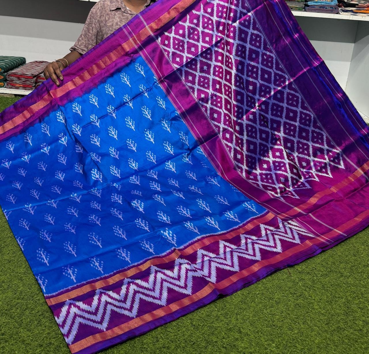 Lightweight Ikat Silk - PSRGO26-LSWBDTFDD-66