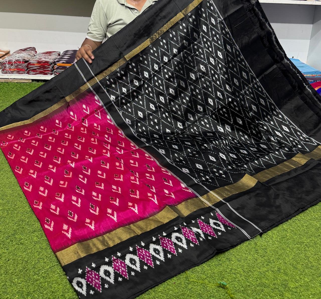 Lightweight Ikat Silk - PSRGO26-LSWBDTFDD-84