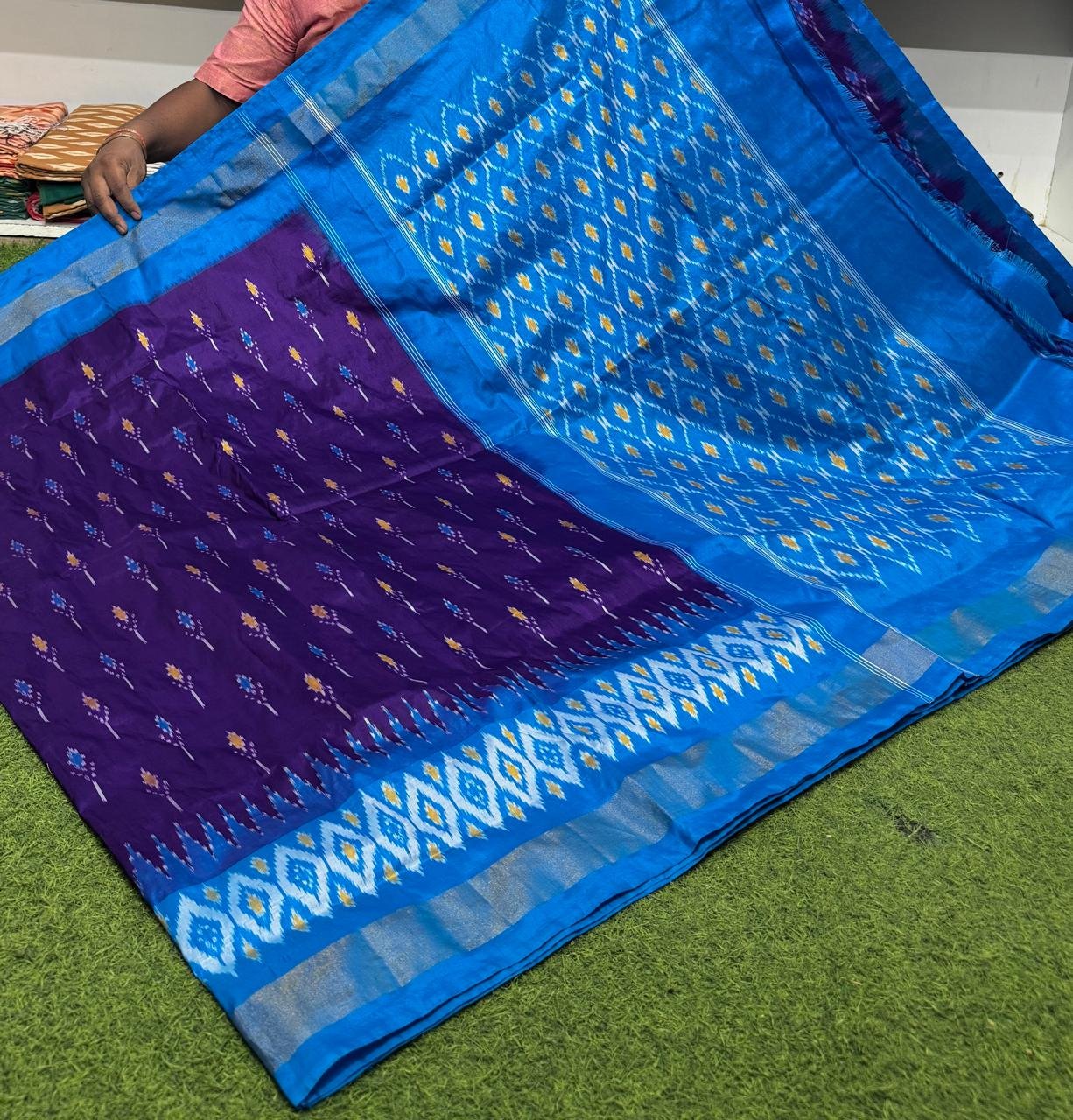 Lightweight Ikat Silk - PSRGO29-LSWBDTFDD-09