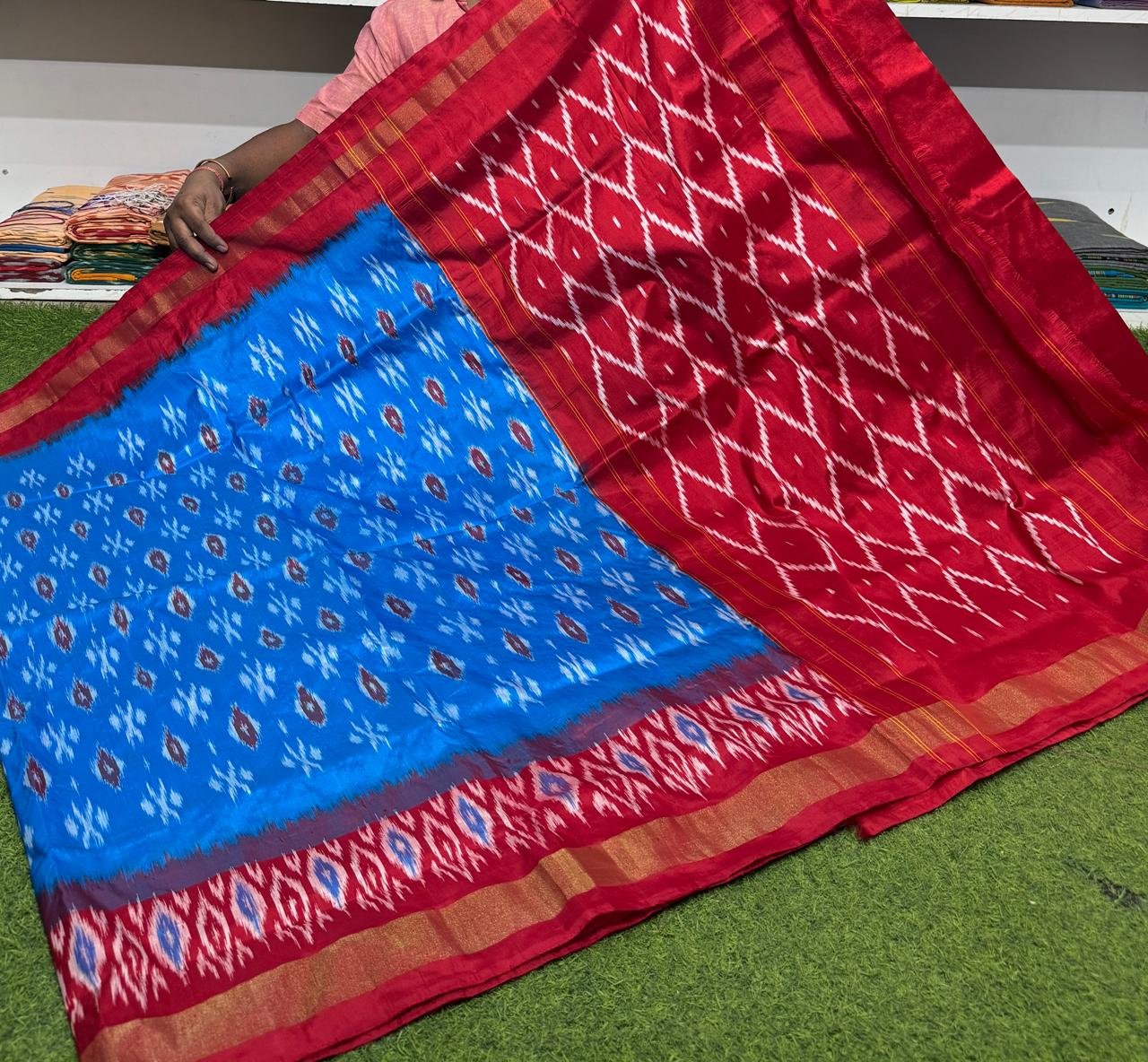 Lightweight Ikat Silk - PSRGO29-LSWBDTFDD-17