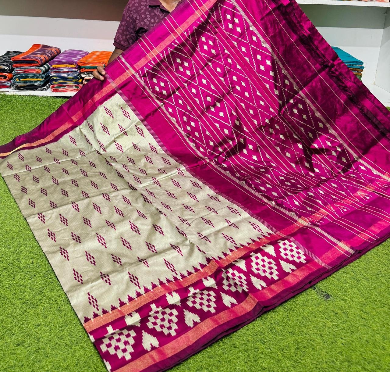 Light Weight Silk Saree - PSRGY25-LSWBDTDDC-24