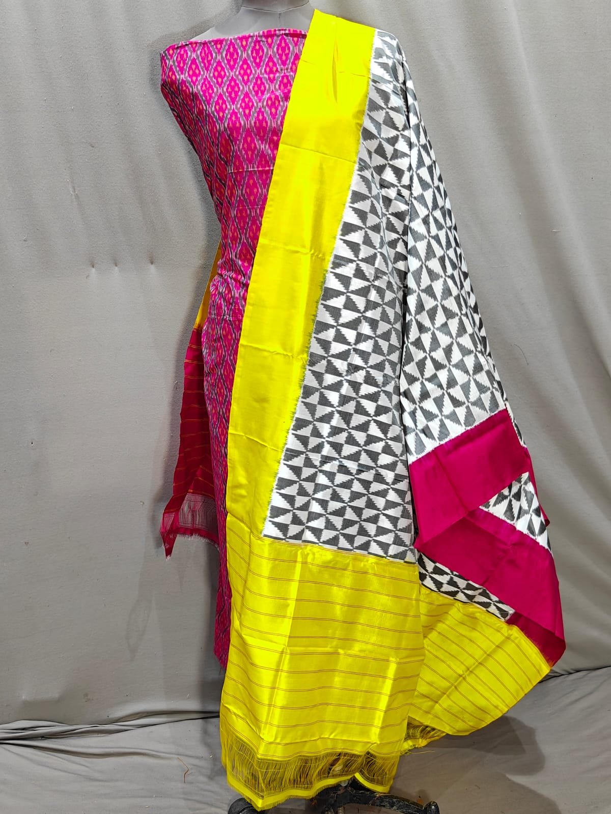 Salwar Set - PGMRN27-SDSTDFXCD-22
