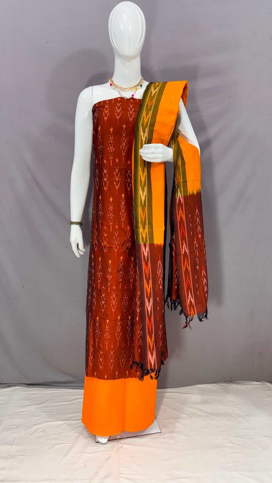 Salwar Set - PKHSL08-SCSMCISSD-01