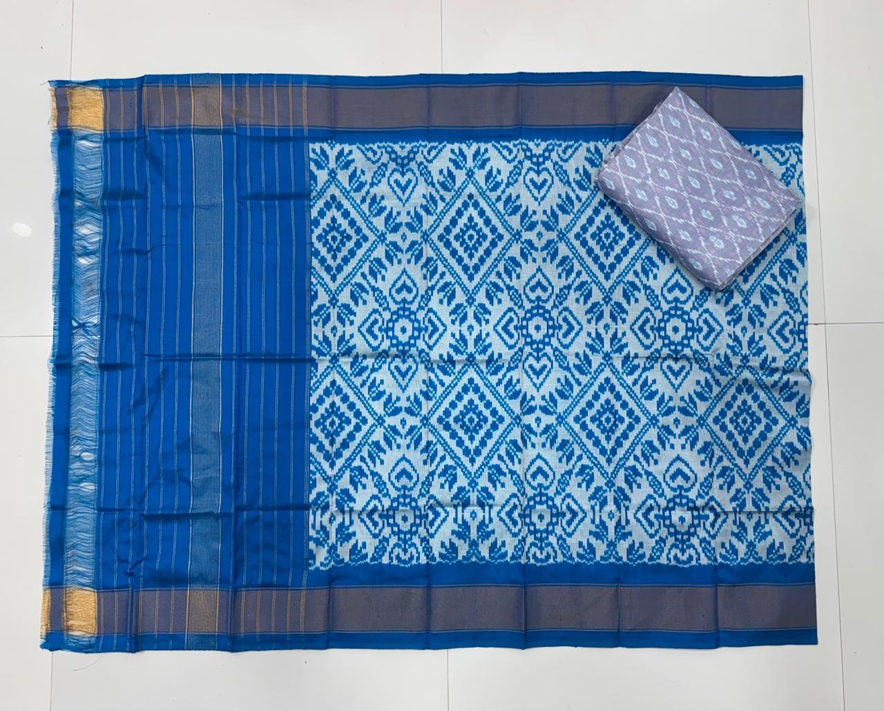 Salwar Set - PSDHO08-SDSTDFNCD-03