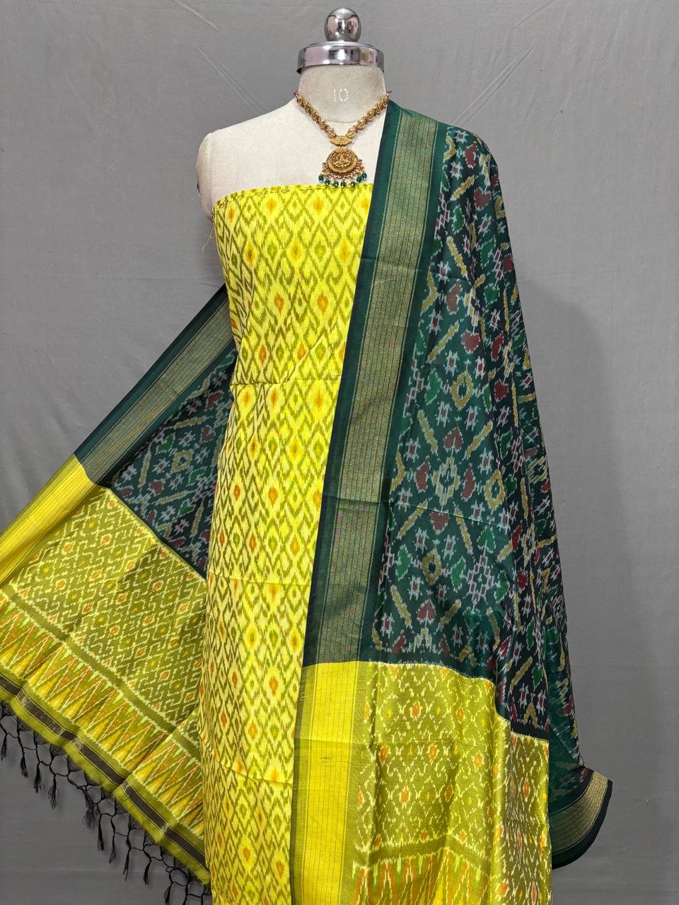 Salwar Set - PSSIG27-SCDTDEESC-63