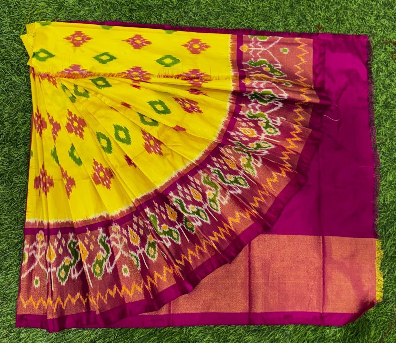 Silk Lehenga - PSDHS15-ZSLGCZCDC-08